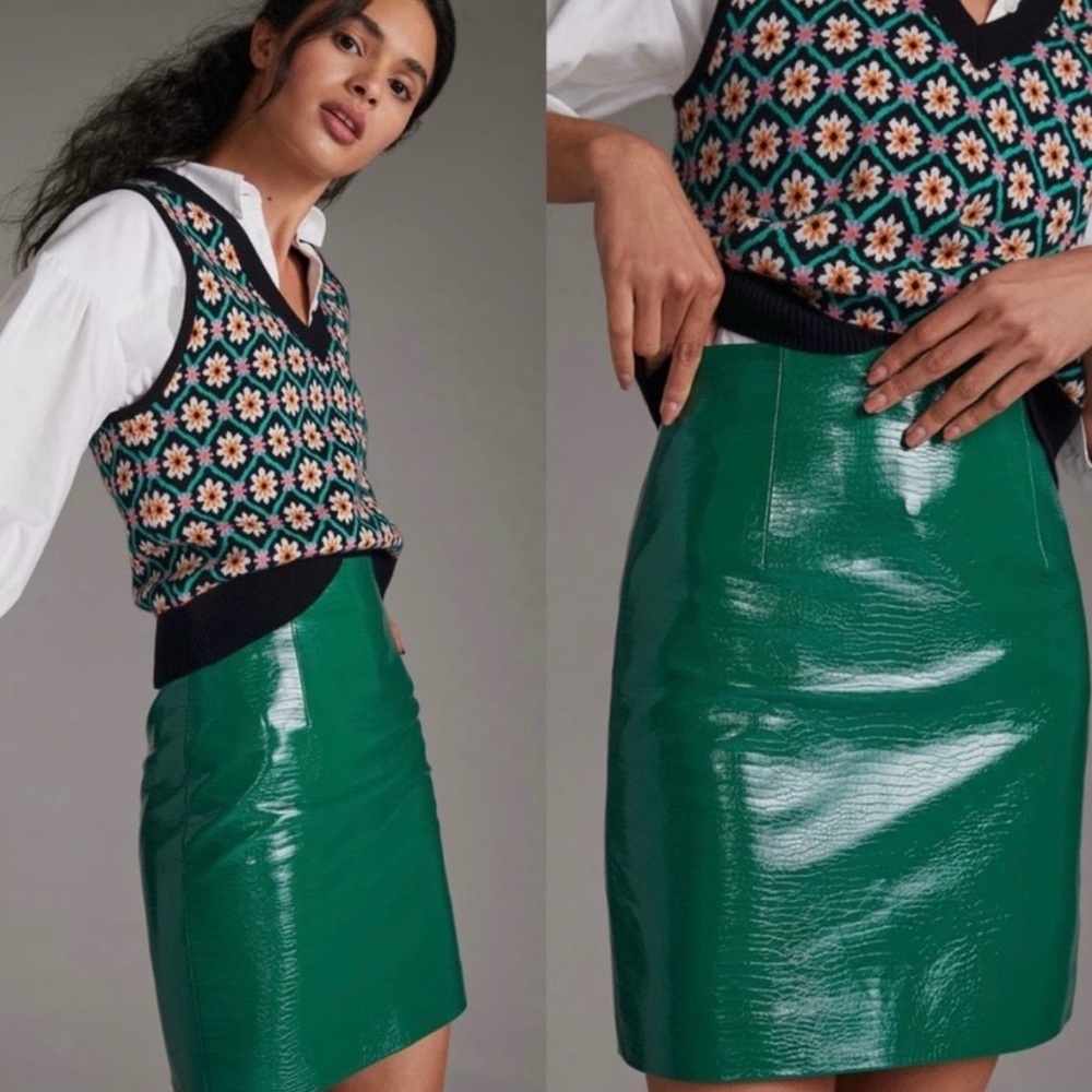 Anthropologie Croc Embossed Vegan Leather Pencil Skirt, Lined, Medium.
